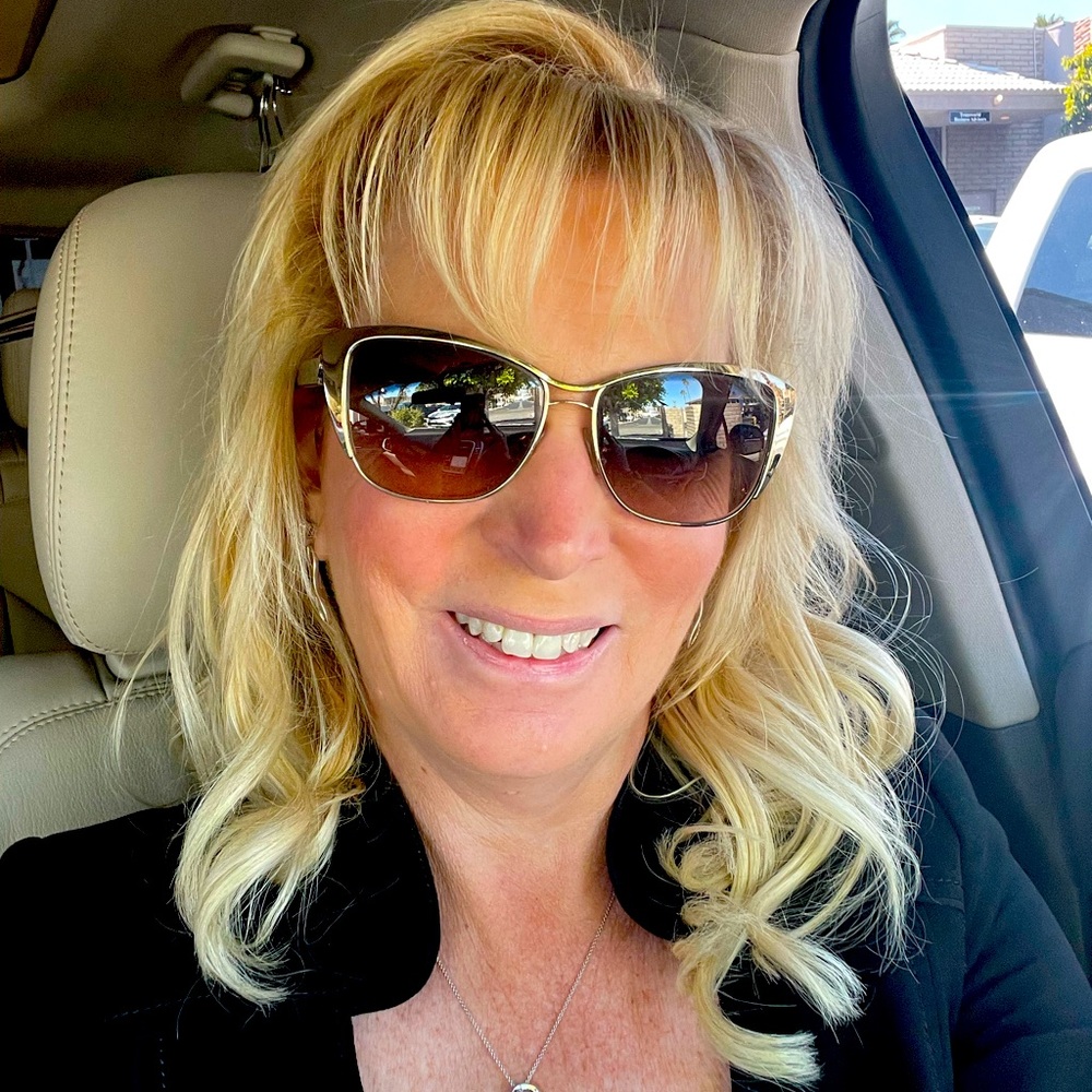 Meet your Posher, Diana